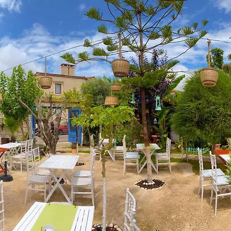 Отель Kayezta 2*